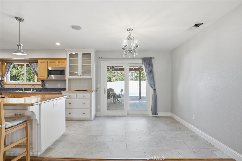 8680 Portola Road, Atascadero, CA 93422