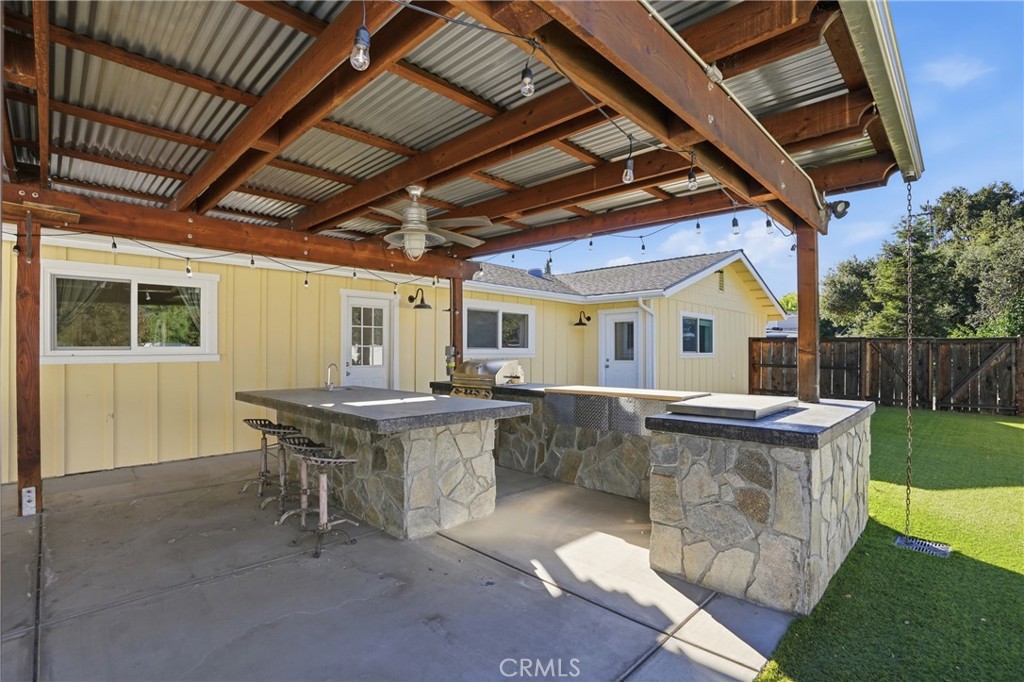 8680 Portola Road, Atascadero, CA 93422