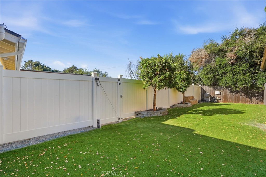 8680 Portola Road, Atascadero, CA 93422