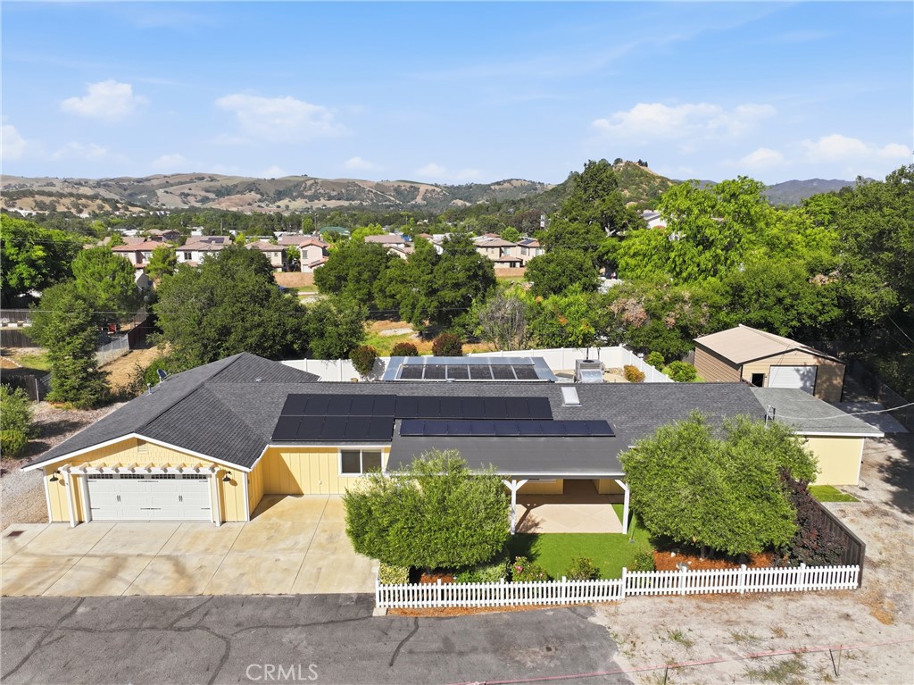 8680 Portola Road, Atascadero, CA 93422