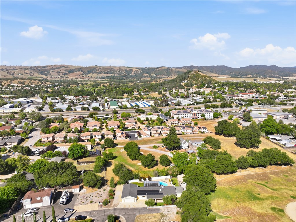 8680 Portola Road, Atascadero, CA 93422