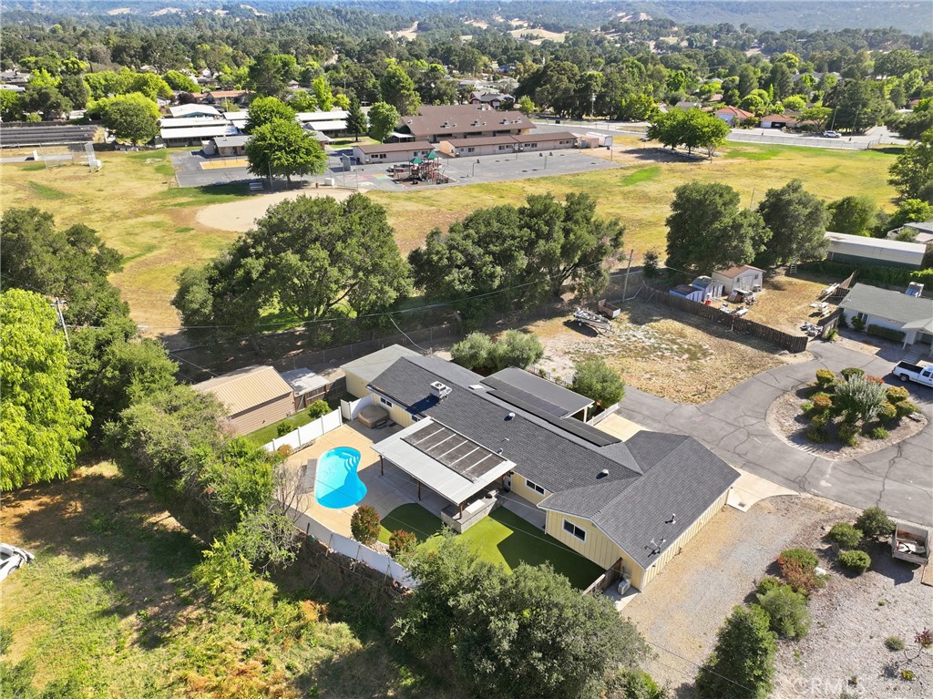8680 Portola Road, Atascadero, CA 93422