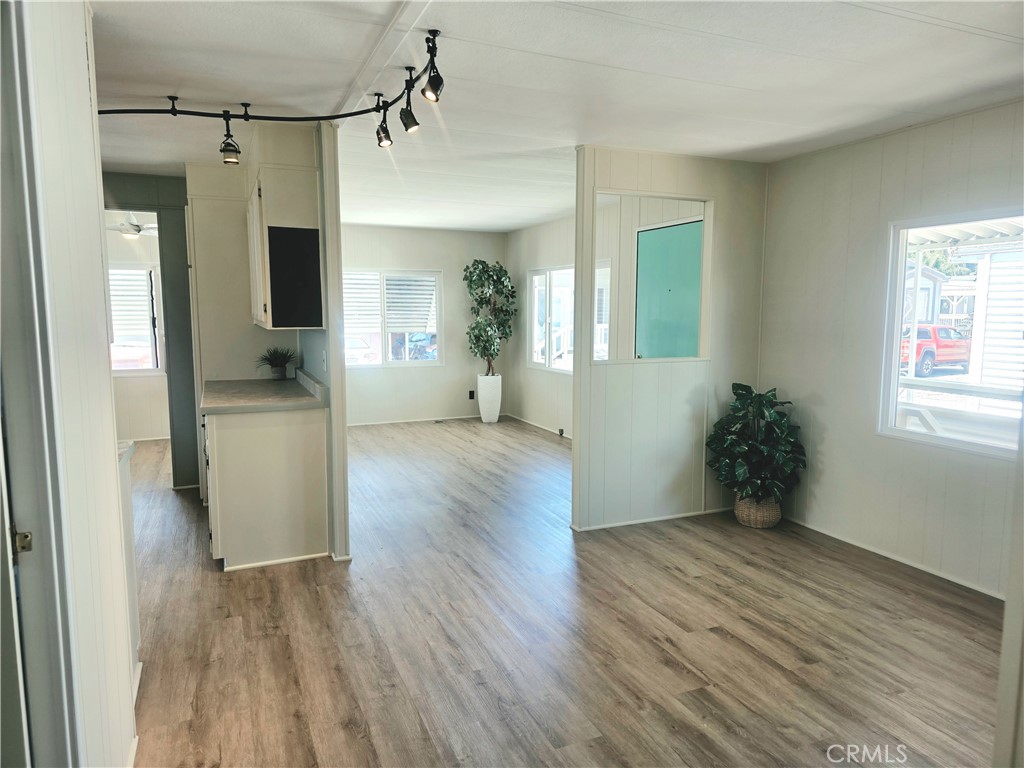 3860 S. Higuera St. #C18, San Luis Obispo, CA 93401