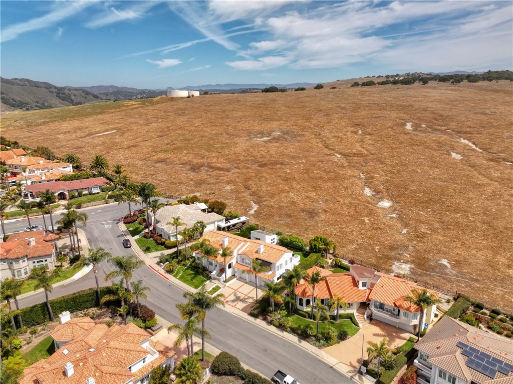 34 El Viento, Pismo Beach, CA 93449