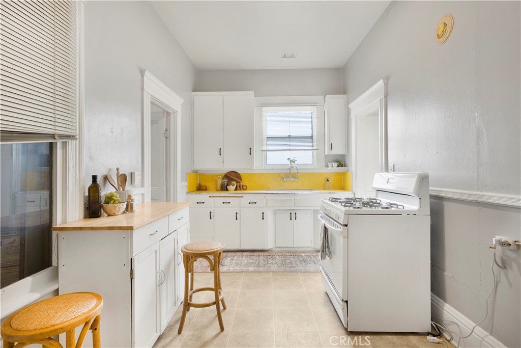 1160 Buchon, San Luis Obispo, CA 93401