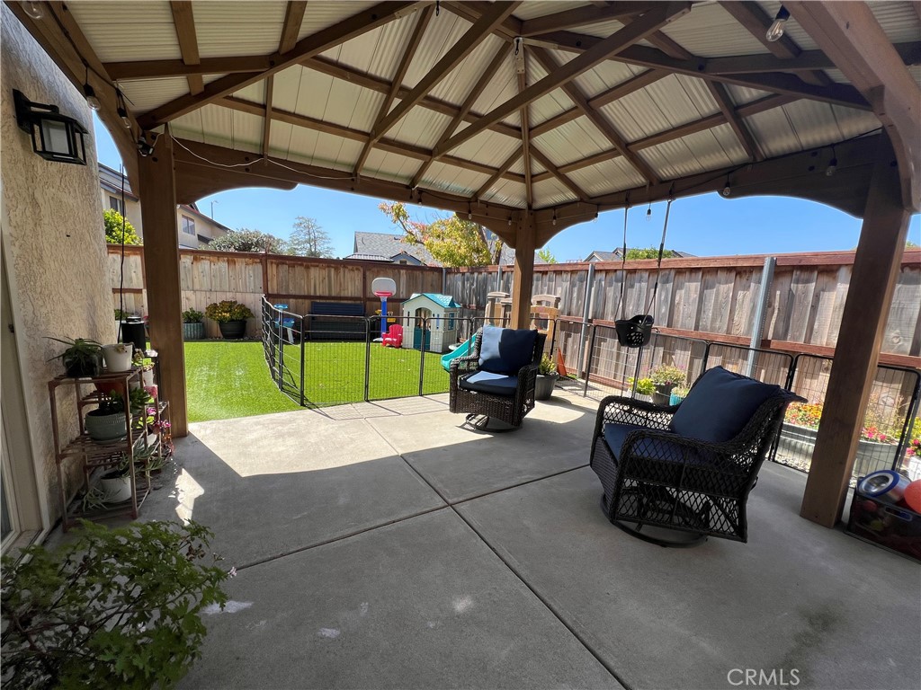 833 Escuela Court, San Luis Obispo, CA 93405