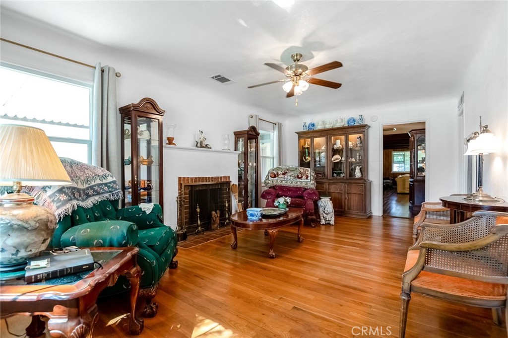 621 N N, Tulare, CA 93274