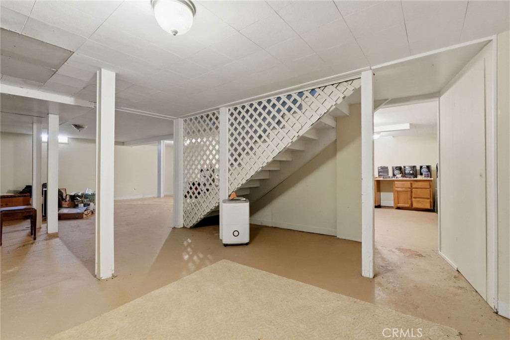 21530 Tiburico Ave, Laton, CA 93242