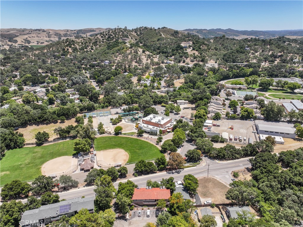 5580 Traffic Way #2, Atascadero, CA 93422