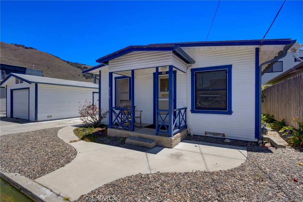 215 Boeker, Pismo Beach, CA 93449