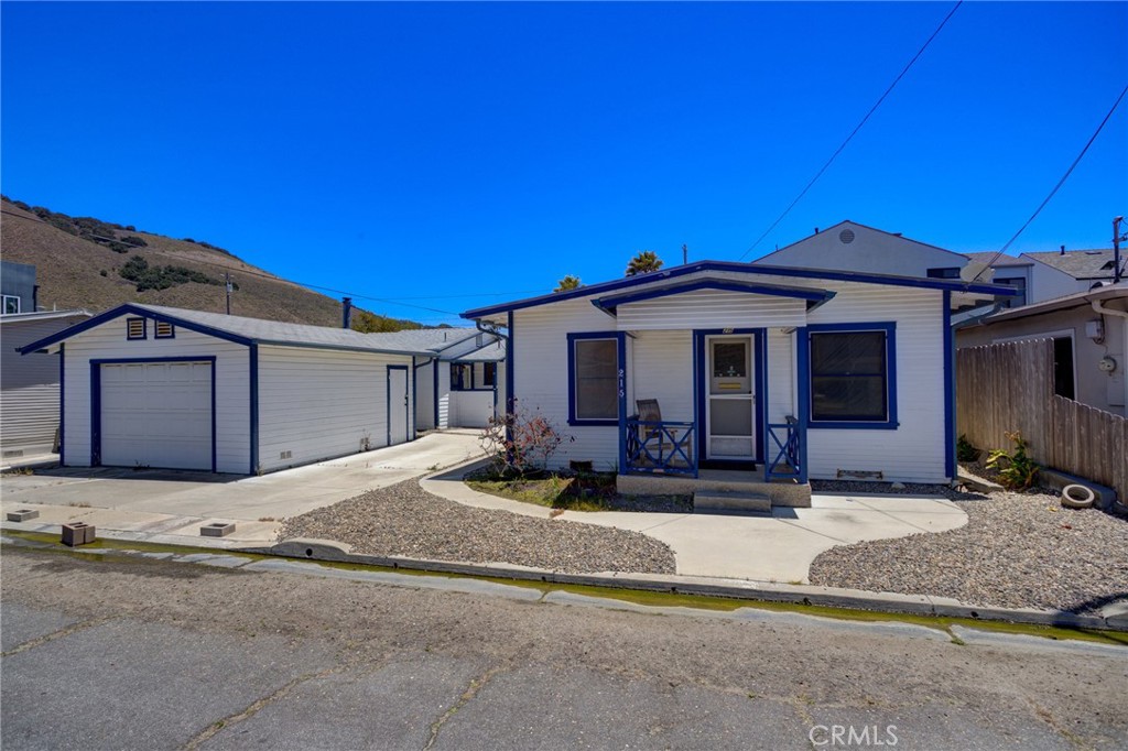 215 Boeker, Pismo Beach, CA 93449