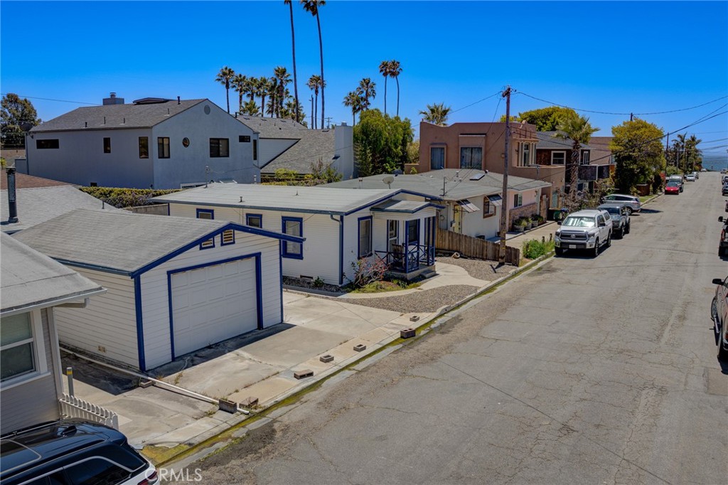 215 Boeker, Pismo Beach, CA 93449