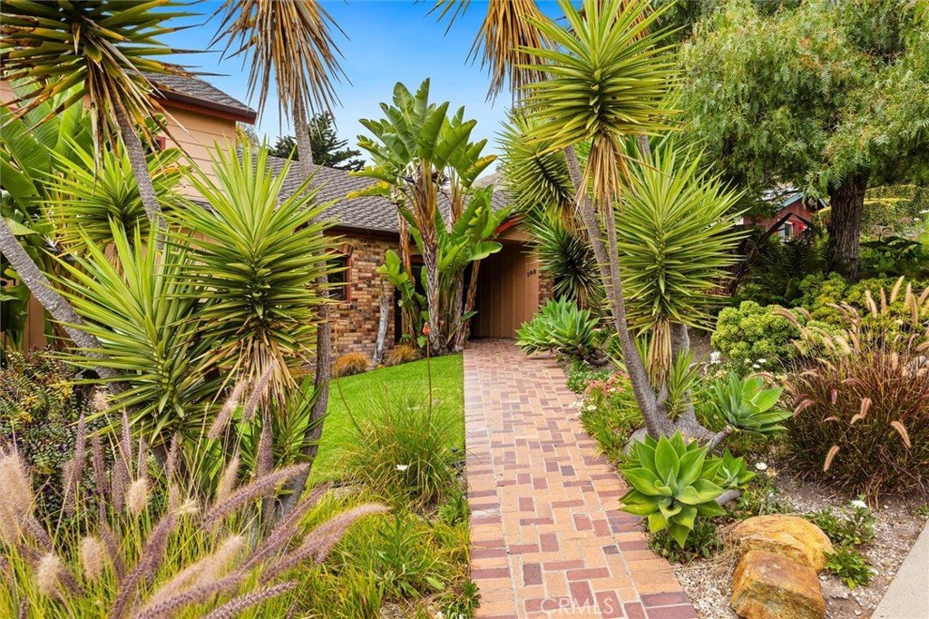 105 Park Pl, Pismo Beach, CA 93449