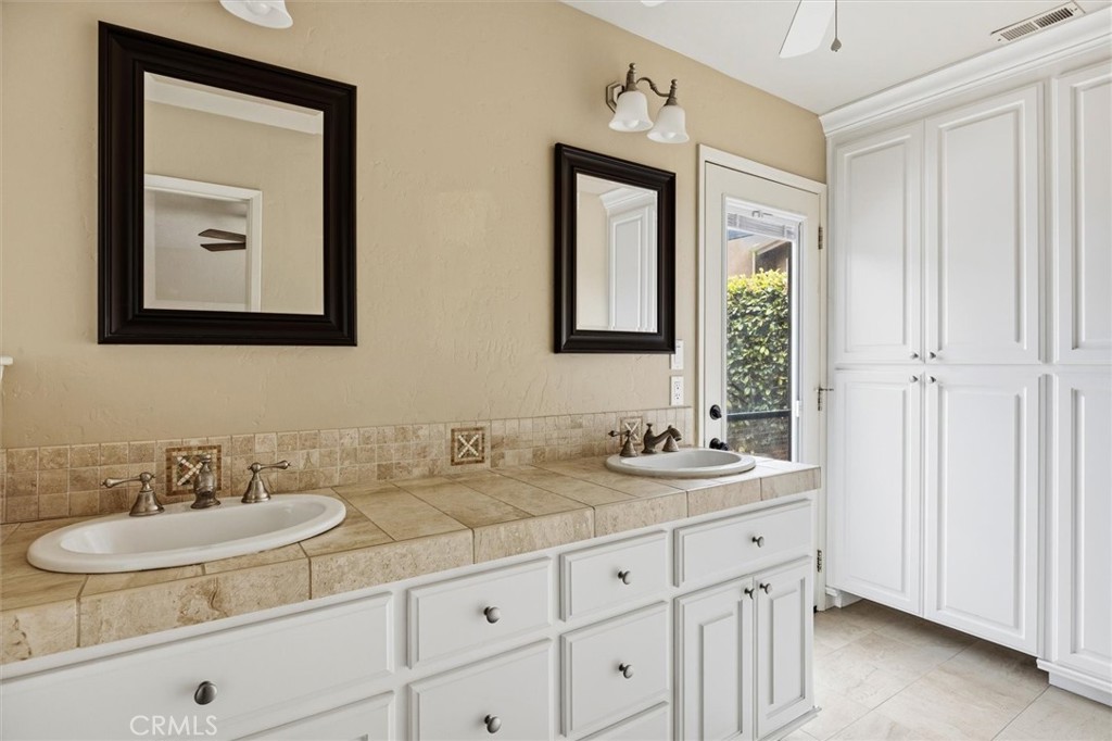 105 Park Pl, Pismo Beach, CA 93449