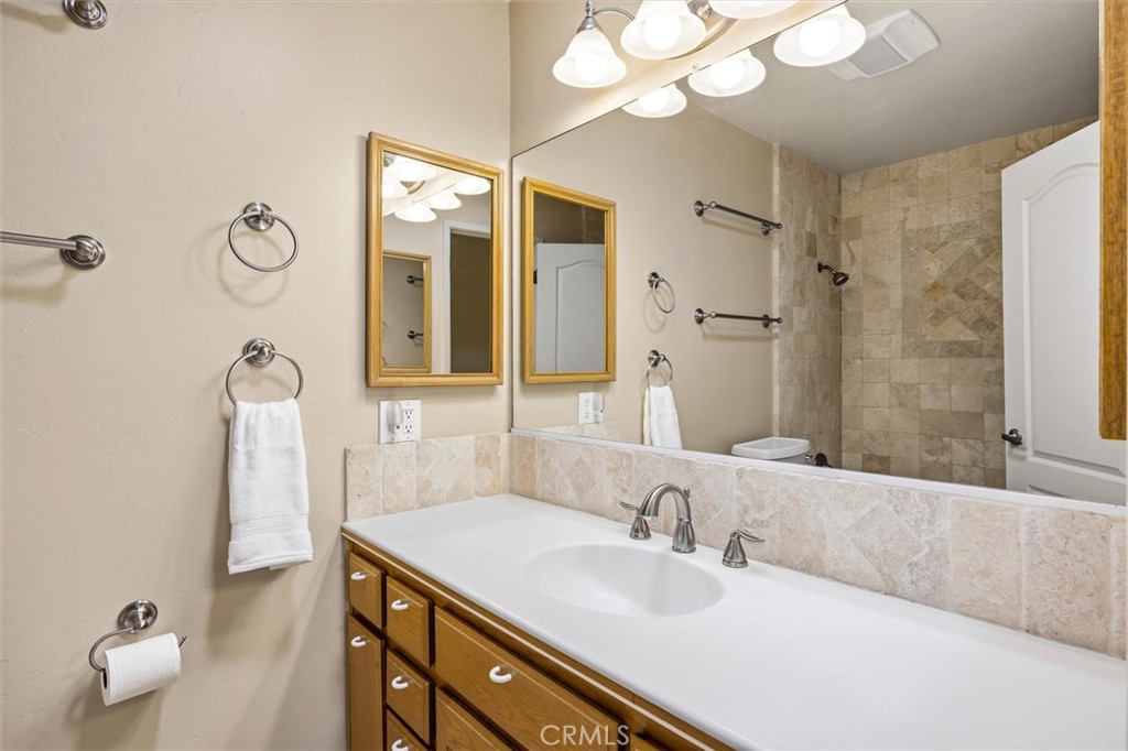 105 Park Pl, Pismo Beach, CA 93449