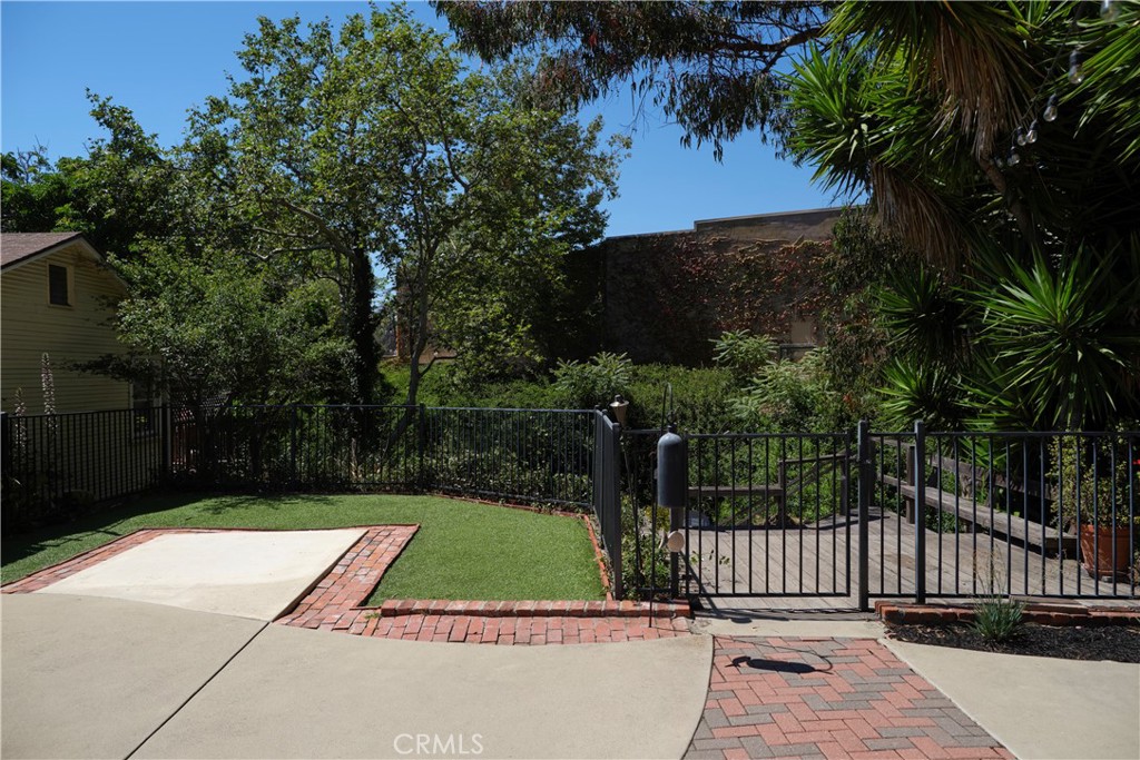 1208 Pismo, San Luis Obispo, CA 93401