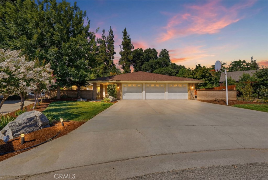 15126 Avenue 312, Visalia, CA 93292