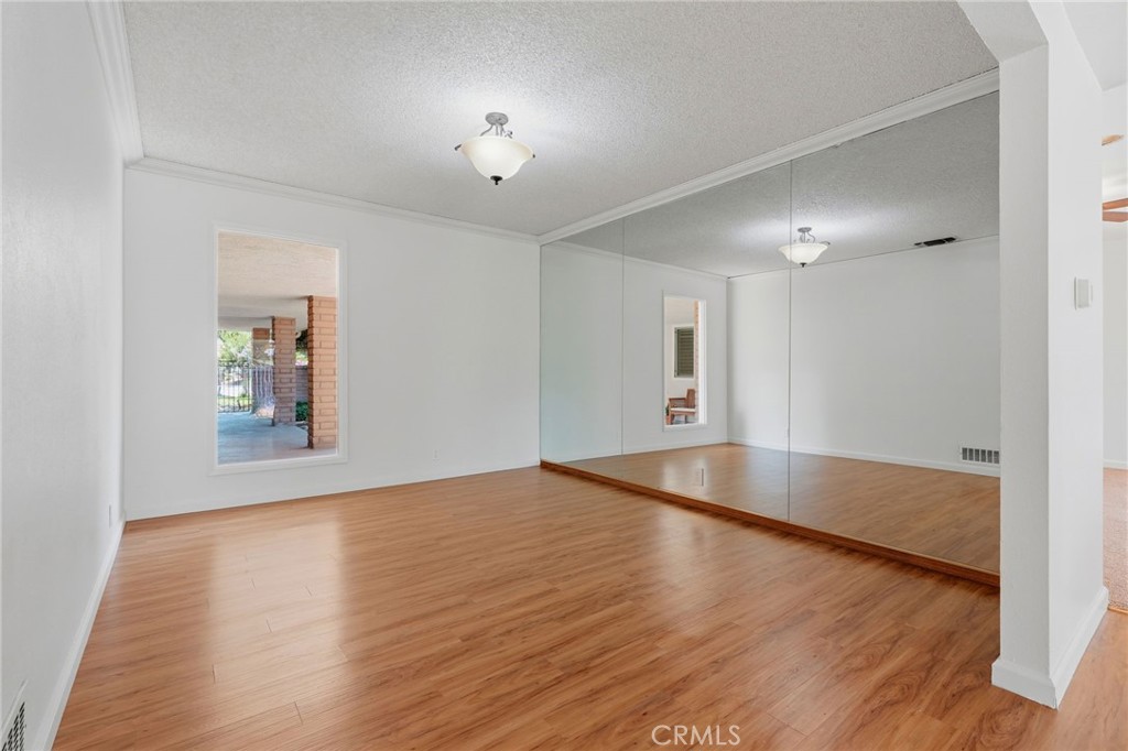 15126 Avenue 312, Visalia, CA 93292