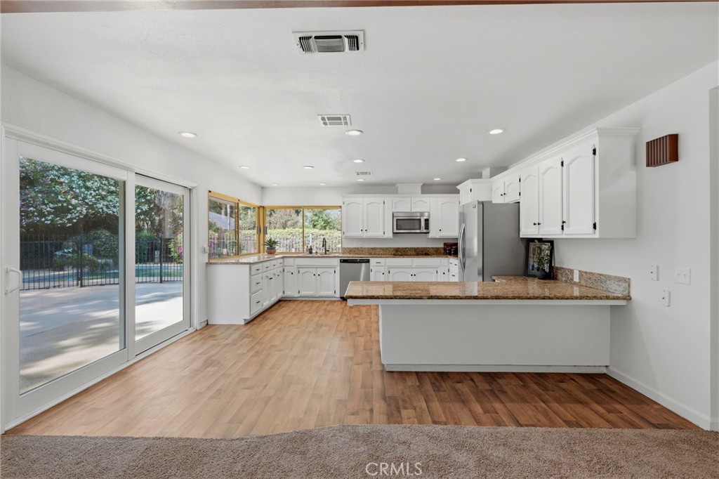15126 Avenue 312, Visalia, CA 93292