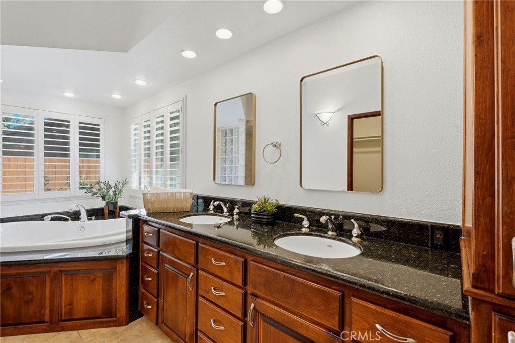 15126 Avenue 312, Visalia, CA 93292