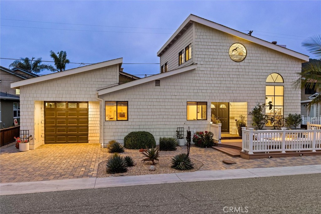 250 Castaic Ave, Pismo Beach, CA 93449