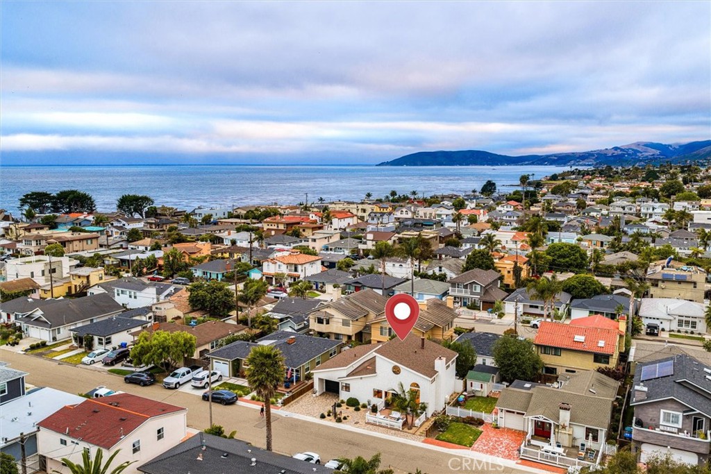 250 Castaic Ave, Pismo Beach, CA 93449