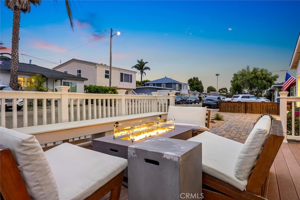 250 Castaic Ave, Pismo Beach, CA 93449