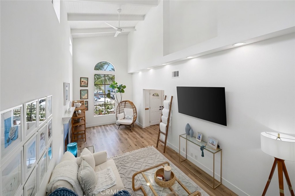 250 Castaic Ave, Pismo Beach, CA 93449