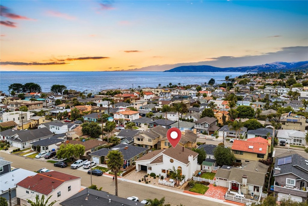250 Castaic Ave, Pismo Beach, CA 93449