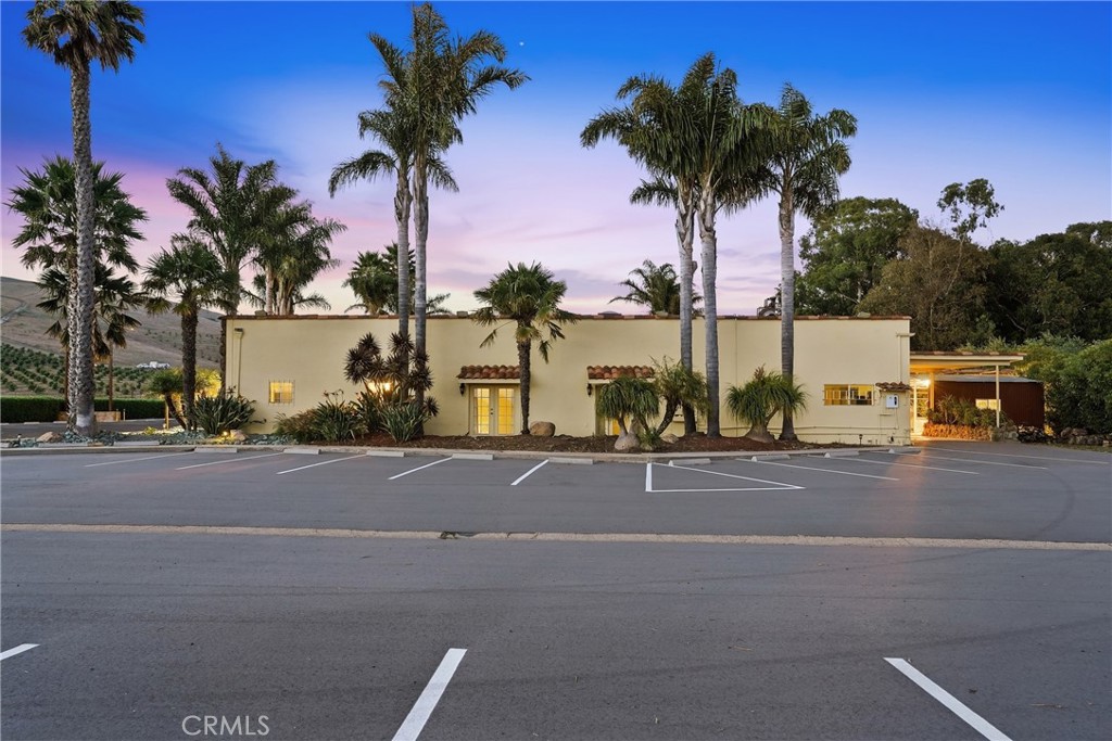 1338 Atascadero Rd, Morro Bay, CA 93442