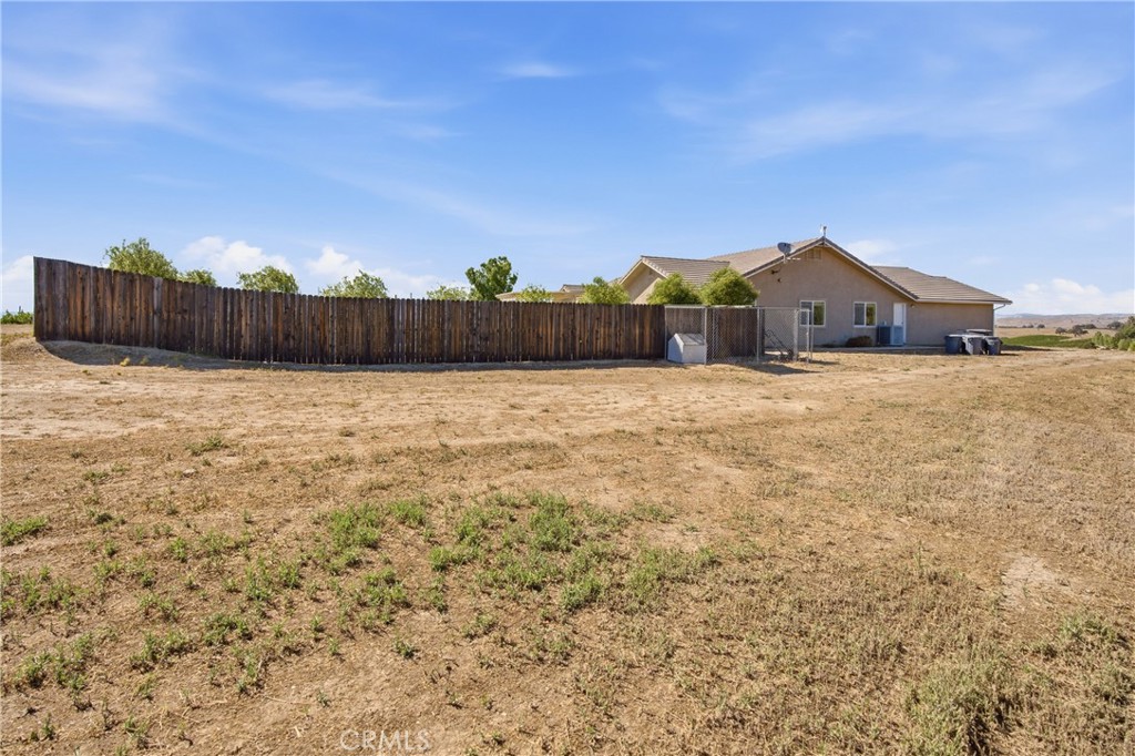 8020 Baron, Paso Robles, CA 93446