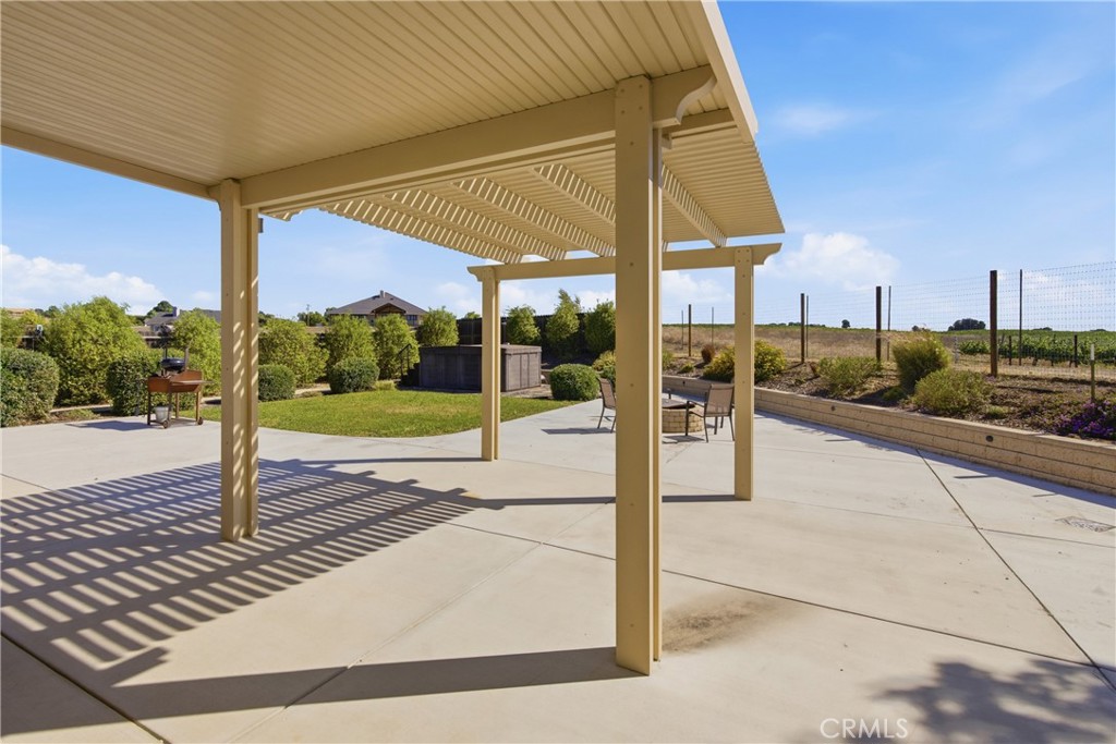 8020 Baron, Paso Robles, CA 93446