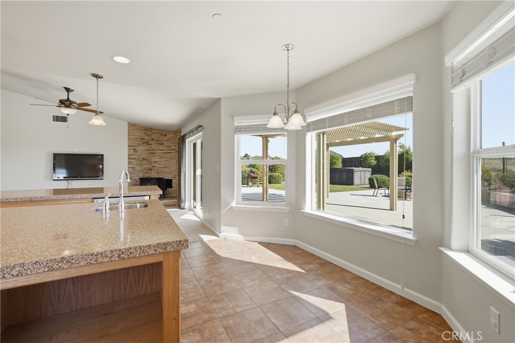 8020 Baron, Paso Robles, CA 93446