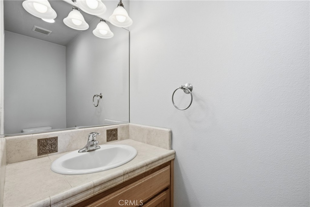 8020 Baron, Paso Robles, CA 93446