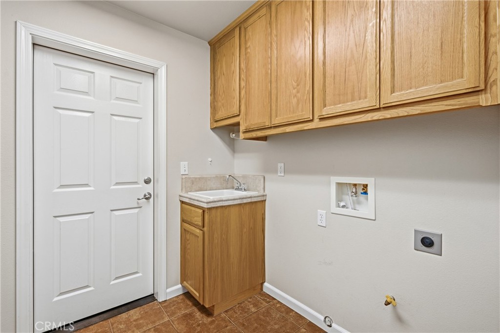 8020 Baron, Paso Robles, CA 93446