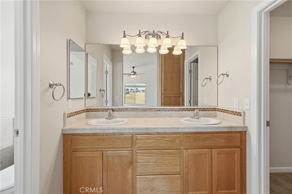 8020 Baron, Paso Robles, CA 93446