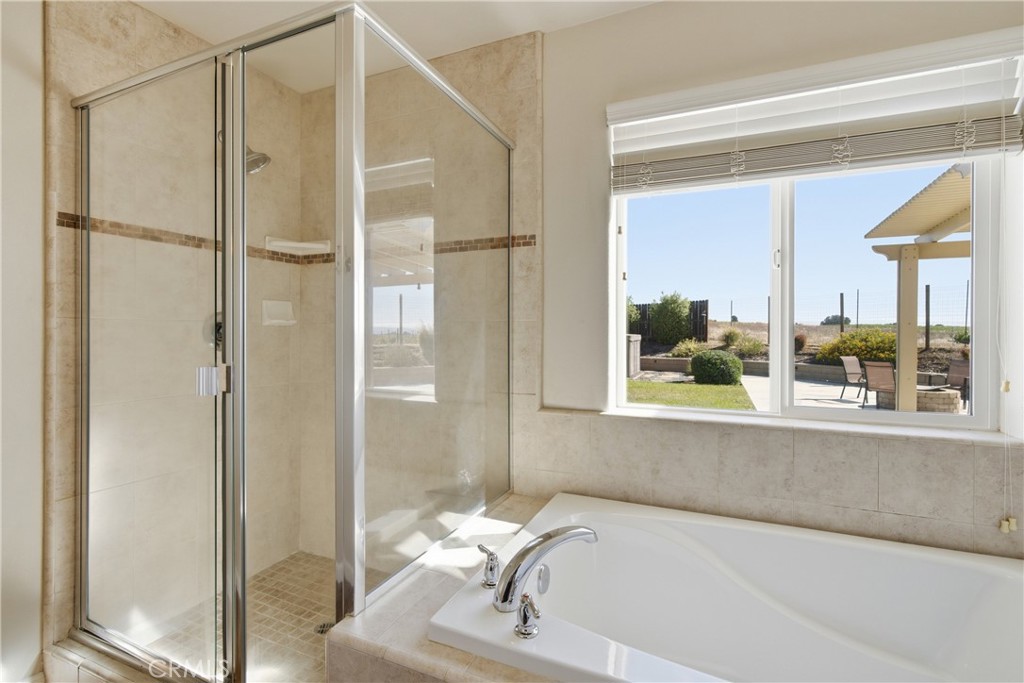 8020 Baron, Paso Robles, CA 93446
