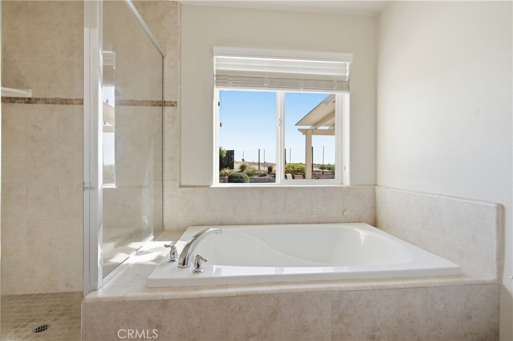 8020 Baron, Paso Robles, CA 93446