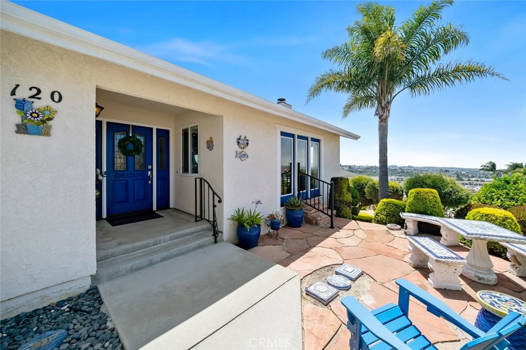 120 Surf St., Pismo Beach, CA 93449