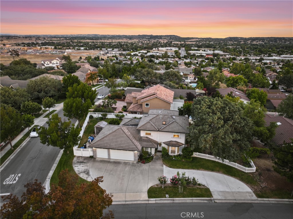 510 Grand Canyon Dr, Paso Robles, CA 93446