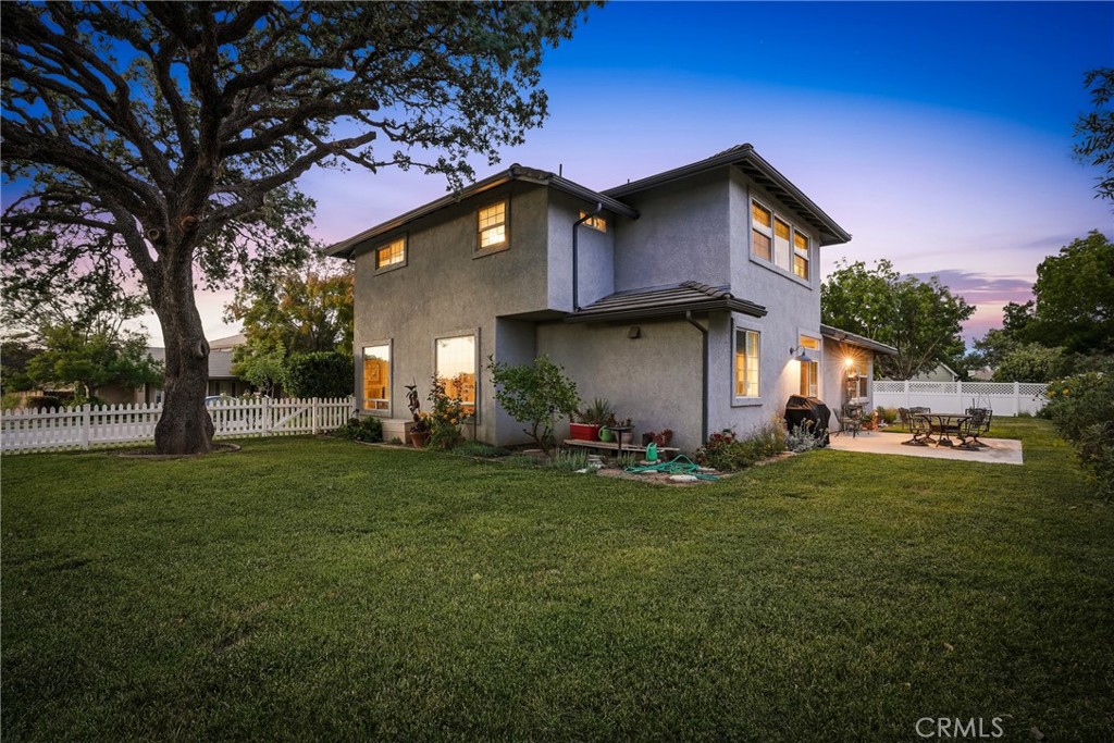 510 Grand Canyon Dr, Paso Robles, CA 93446