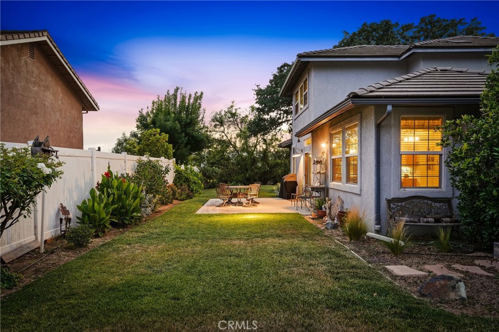 510 Grand Canyon Dr, Paso Robles, CA 93446