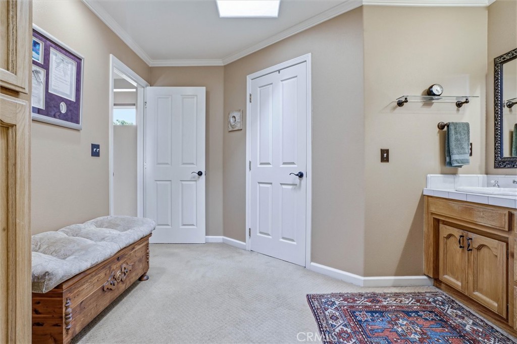 1695 Southfork, Paso Robles, CA 93446
