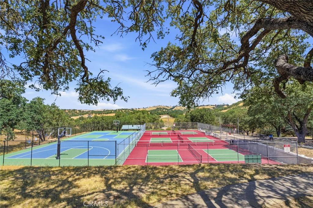 1695 Southfork, Paso Robles, CA 93446