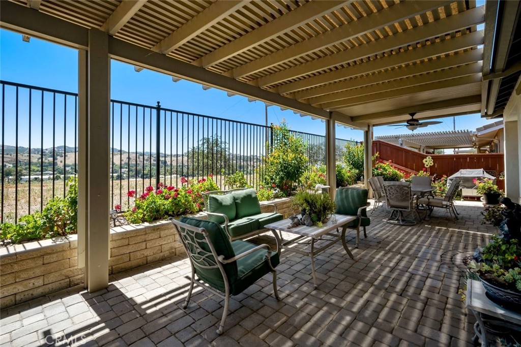 2441 Traditions Loop, Paso Robles, CA 93446
