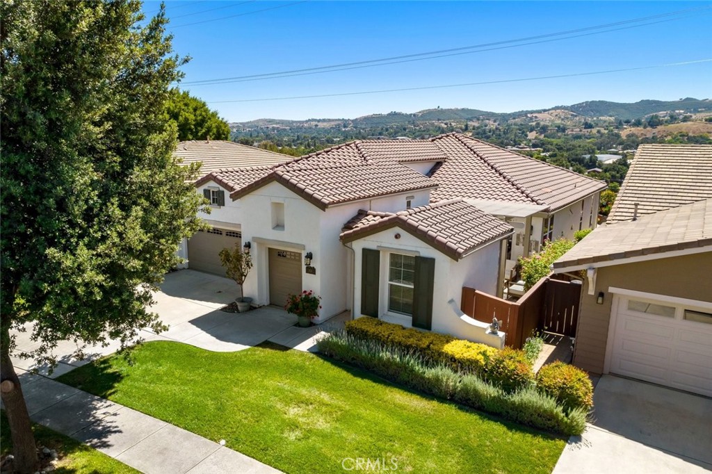 2441 Traditions Loop, Paso Robles, CA 93446