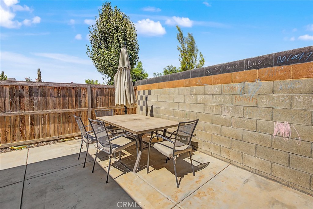 3309 Twin Knolls, Shafter, CA 93263