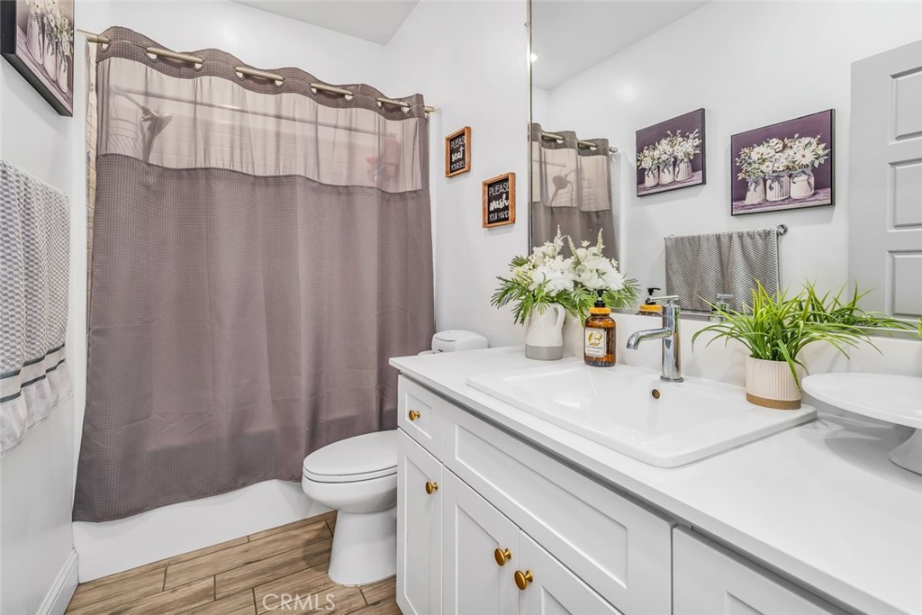 3309 Twin Knolls, Shafter, CA 93263