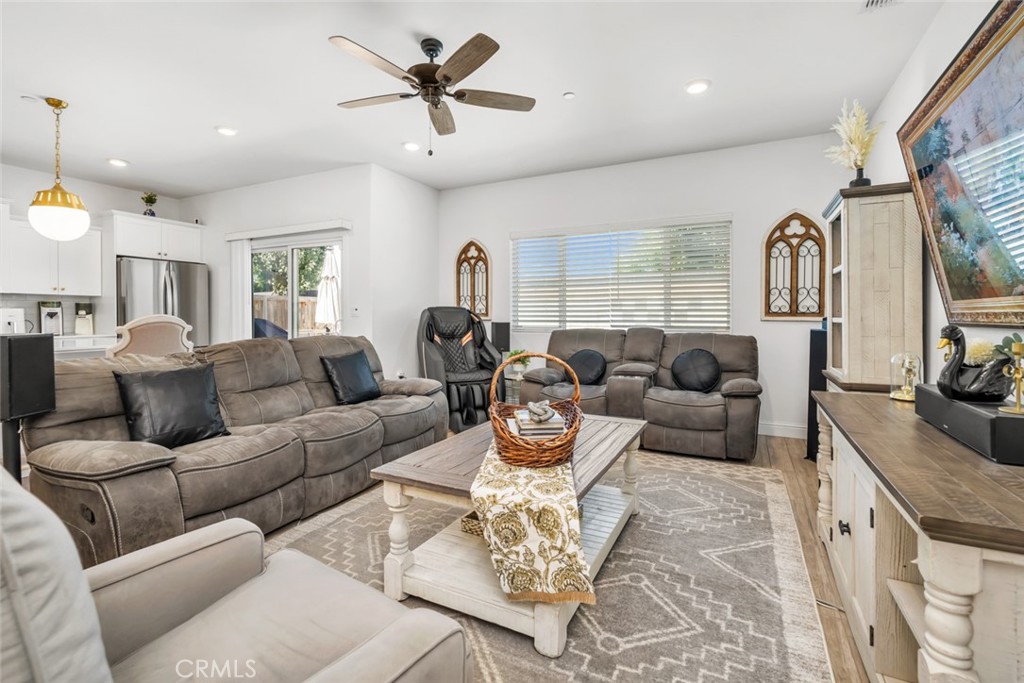 3309 Twin Knolls, Shafter, CA 93263