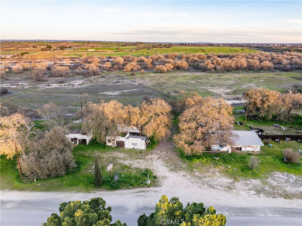 6880 Monterey Rd, Paso Robles, CA 93446